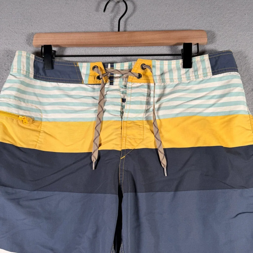 Patagonia Mens Striped Board Shorts Size 34 Yellow Navy Blue‎ Swim Trunks 86556